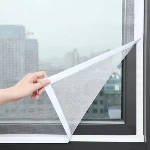 Imagen del producto Malla de ventana blanca de varios tamaños con cremallera antimosquitos | Compra online en Tiendafiable
