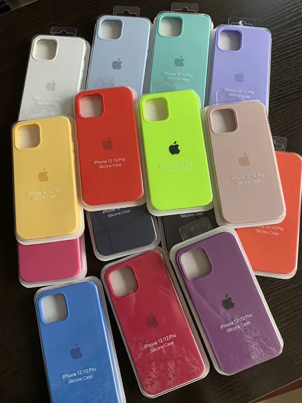 Imagen Del Producto Funda De Silicona Líquida Original Para Iphone: Protección Y Estilo En Un Solo Producto | Compra Online En Tiendafiable