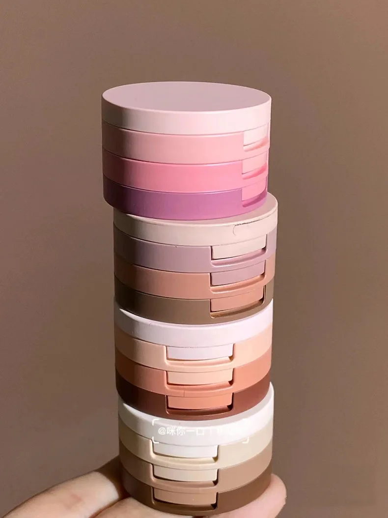 Paleta De Maquillaje 3 En 1: Versatilidad Y Estilo En Un Solo Producto