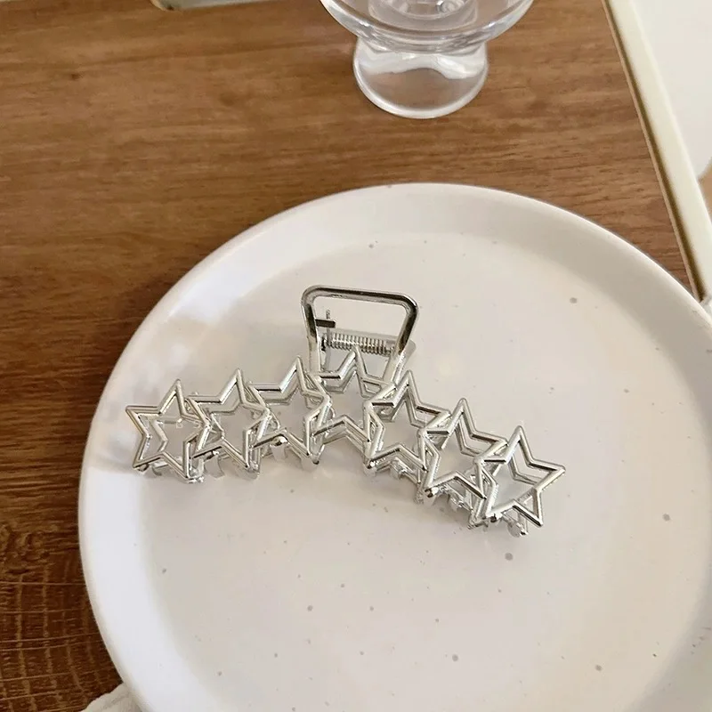 Pinzas Para El Cabello Plateadas Y2K Con Forma De Estrella Hueca: Estilo Y Tendencia En Accesorios Capilares