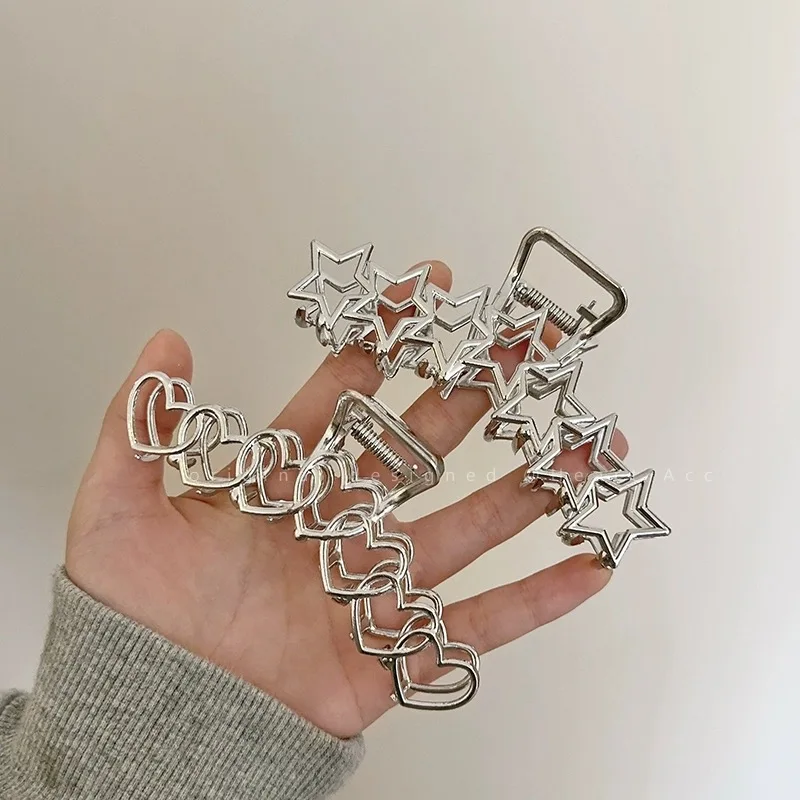 Pinzas Para El Cabello Plateadas Y2K Con Forma De Estrella Hueca: Estilo Y Tendencia En Accesorios Capilares